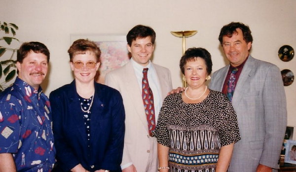 1994-Easter-Bell Family- Pete+Linda, Eric, Joyce, Don(Pete)