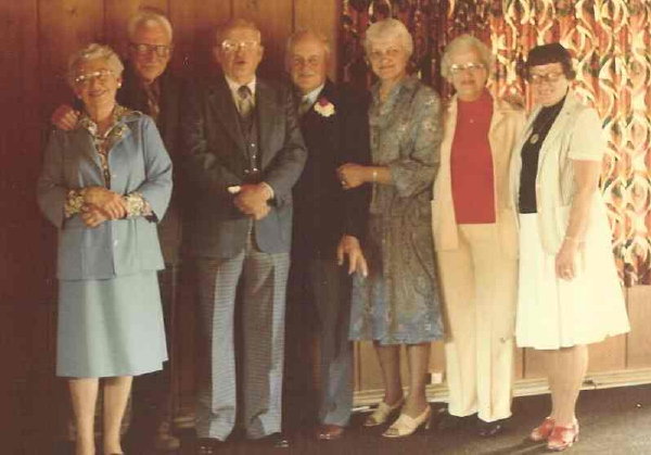 080 40th Wedding Anniv - Charlotte+Orrin Heinrich May 1981 - with Orrins siblings - Marie,Roy,Eldo,Orrin,Lorna,Verna,Florence