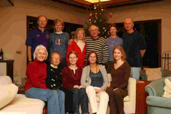 Xmas, 2005 - B-Bruce,Dort,Pam,Mike,Jean,John - F-Mary,Charlotte-Nat,Em-Andrea