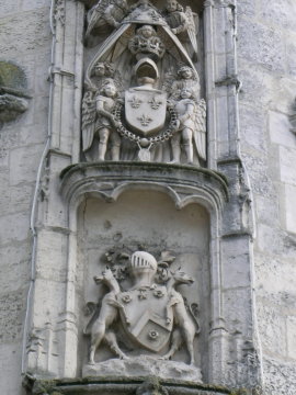 DSCN6874 Carvings on Hotel de Ville (city hall), La Rochelle