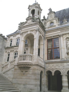 DSCN6886 Courtyard, Hotel de Ville (city hall), La Rochelle