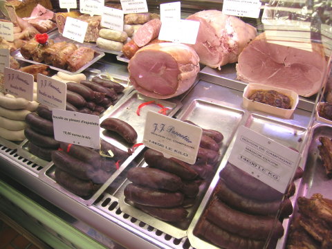 DSCN7047 Various types of blood sausage, City Market, La Rochelle