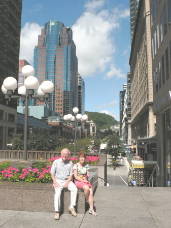 P1090183 Howard and Jane, downtown Montreal